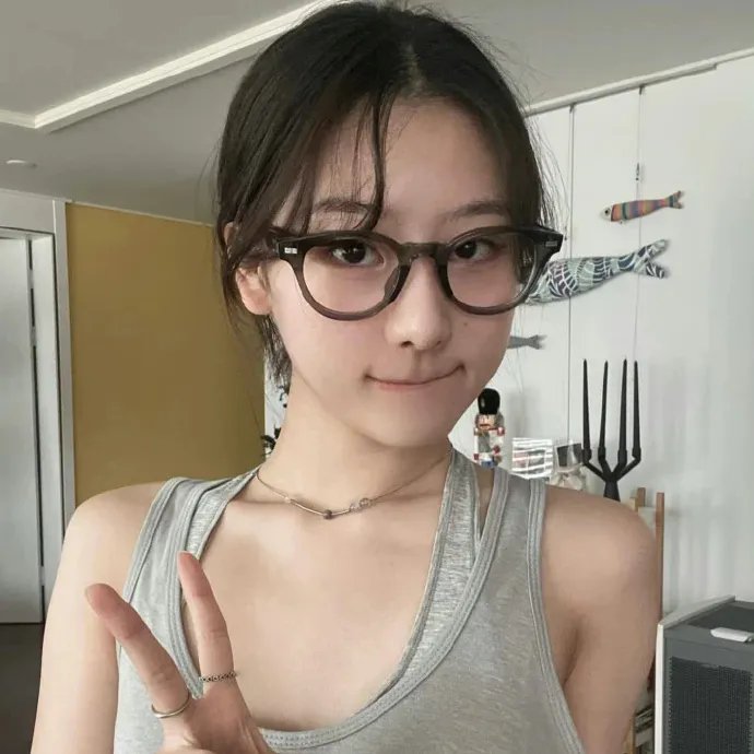 《来自星星的少年》封面